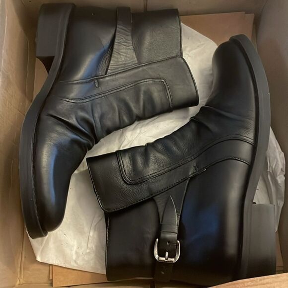 MATISSE BLACK LEATHER ANKLE BOOTS.  NEW IN BOX - Picture 8 of 8